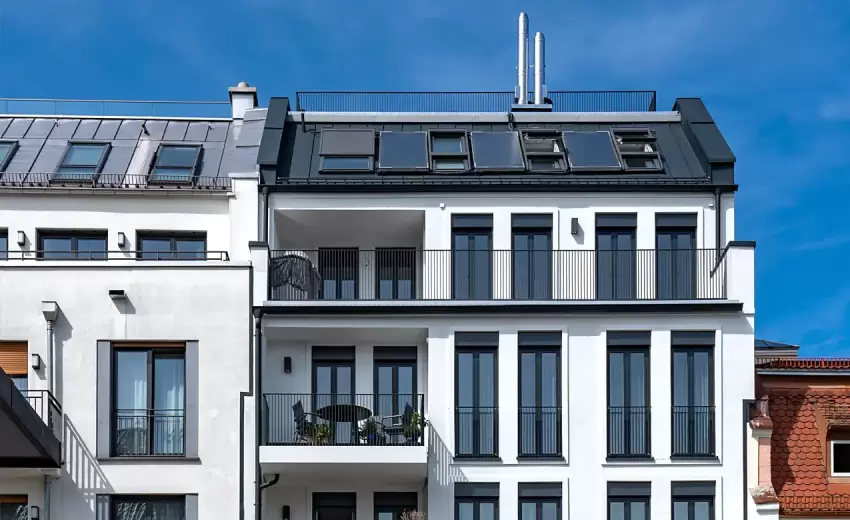 Michael Renner Bauunternehmung Karl-Theodor-Straße 38 Neubau Mehrfamilienhaus mit Doppelgaragen