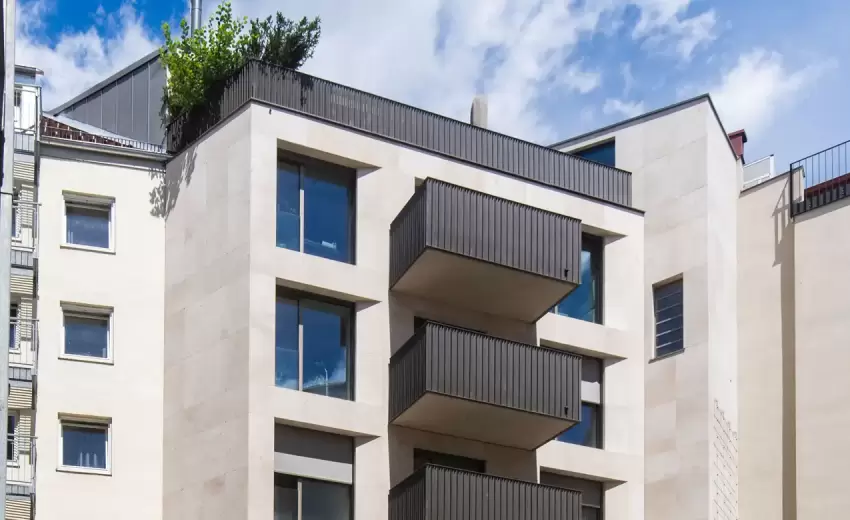 Michael Renner Bauunternehmung Oberanger 45 Neubau Wohn-, Büro- und Geschäftshaus