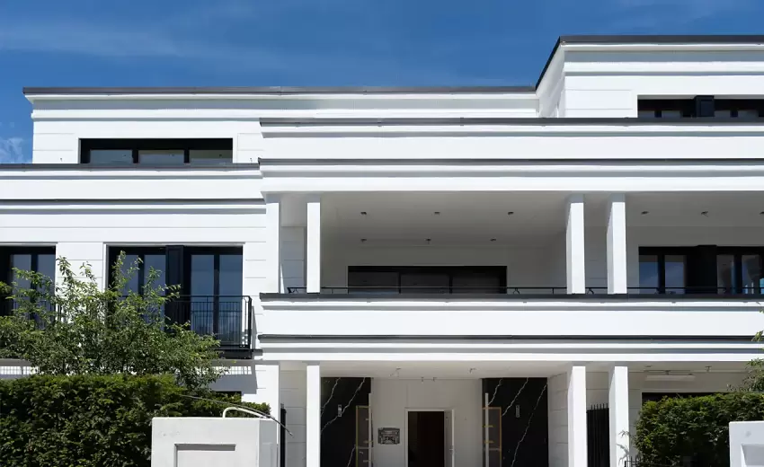 Michael Renner Bauunternehmung Schlagintweitstraße 2 Neubau Wohnhaus mit zweigeschoßiger Tiefgarage