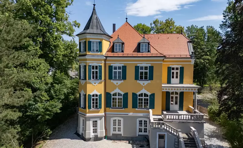 Michael Renner Bauunternehmung Seeuferstraße 26 Sanierung denkmalgeschützter Villa