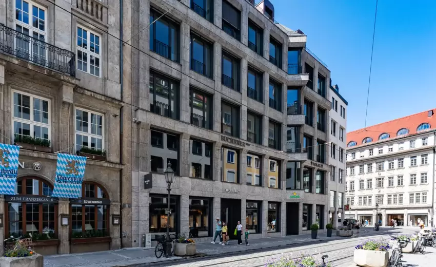 Michael Renner Bauunternehmung Referenz Perusastraße 7 München
