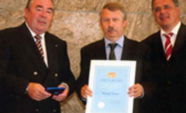 Auszeichnung für Verdienste im Ausbildungsbereich